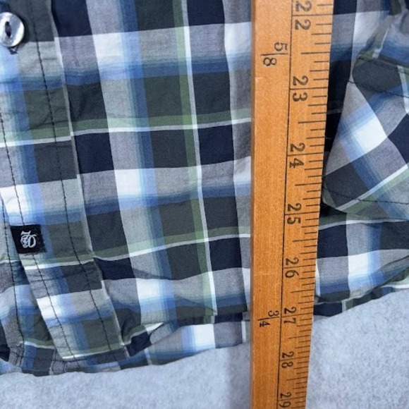 7 Diamonds  Button Down Shirt Mens M Gray Plaid Long Sleeve Work Casual - Picture 4 of 8